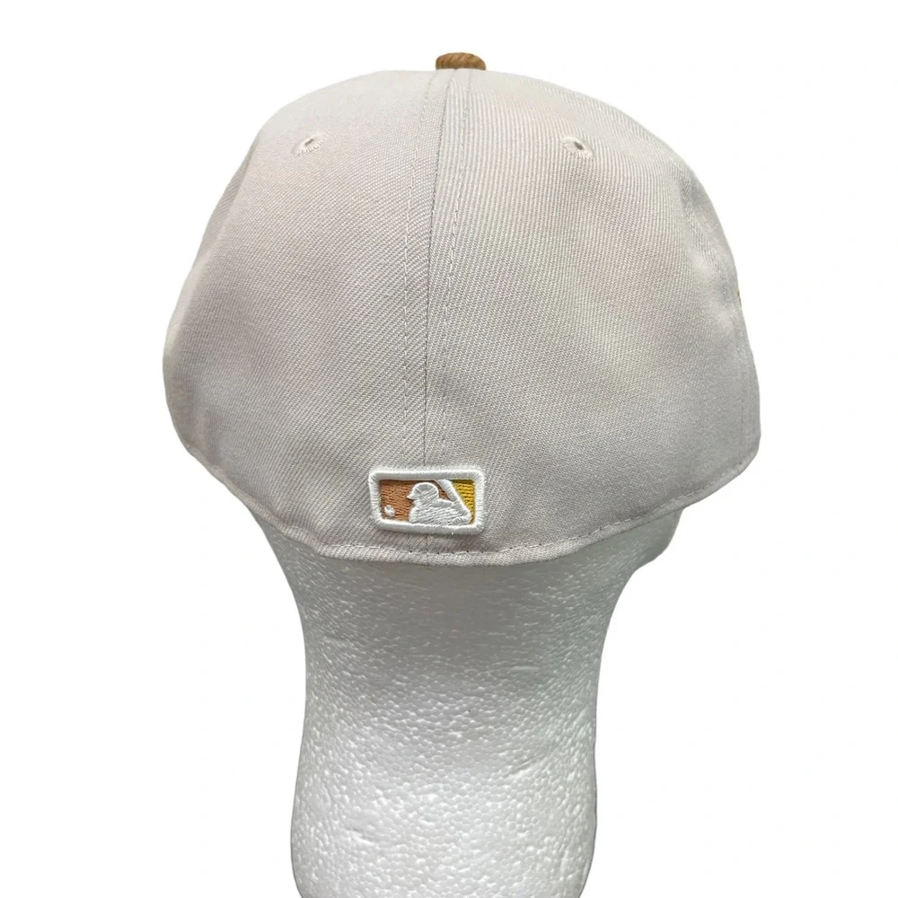 New Era 59Fifty Fall Corduroy Pirates 1976 World Series Hat Green Bottom - 7 5/8 - Picture 3 of 5